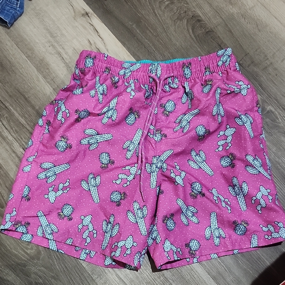 No Boundaries Pink Cactus Print Athletic Shorts